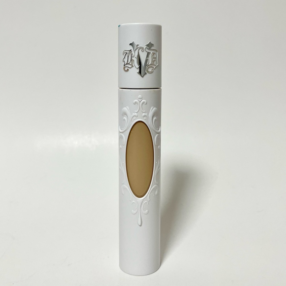 KVD Beauty - True Portrait Medium Coverage Shake Foundation -Medium 027